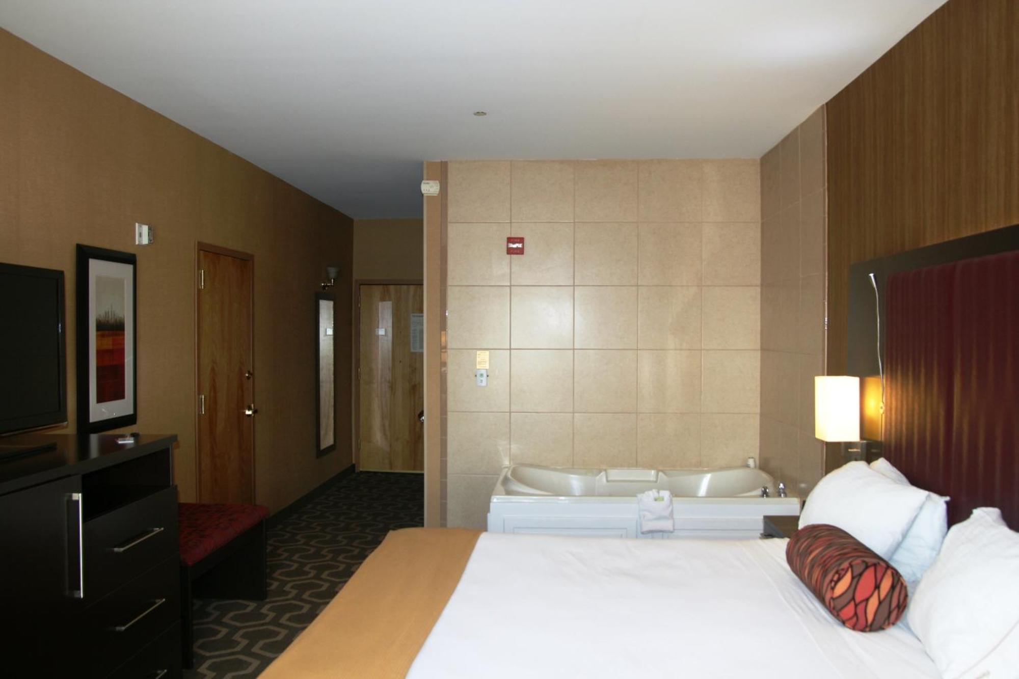 Holiday Inn Express Hotel & Suites Vineland Millville By Ihg Экстерьер фото
